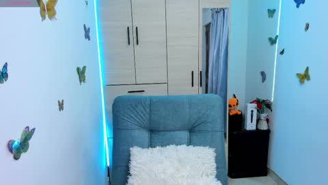 Maria camila online show from March 6, 2026, 12:40 am