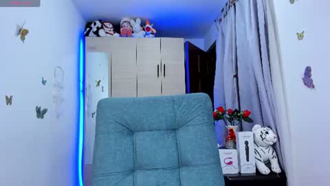 Maria camila online show from June 20, 2026, 2:14 am