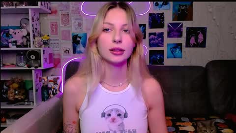 Snapshot of maria_hunt chatting on December 7, 2024, 3:14 am Maria online show from December 7, 2024, 3:14 am