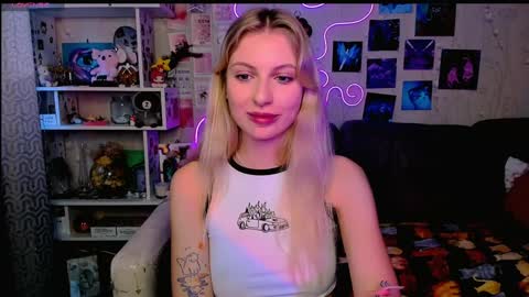 Snapshot of maria_hunt chatting on December 19, 2024, 6:34 am Maria online show from December 19, 2024, 6:34 am