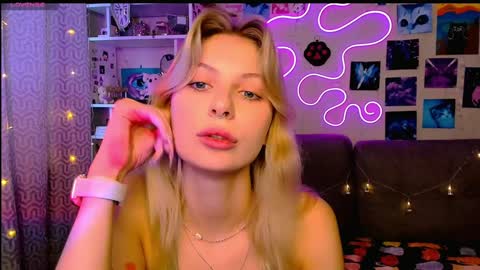 Snapshot of maria_hunt chatting on December 21, 2024, 6:41 am Maria online show from December 21, 2024, 6:41 am