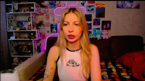 Snapshot of maria_hunt chatting on January 14, 2025, 4:04 am Maria online show from January 14, 2025, 4:04 am