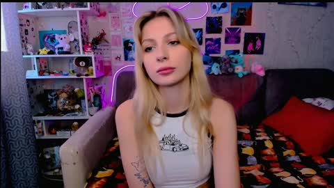 Snapshot of maria_hunt chatting on January 16, 2025, 6:03 am Maria online show from January 16, 2025, 6:03 am