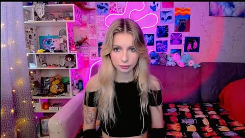 Snapshot of maria_hunt chatting on January 25, 2025, 4:02 am Maria online show from January 25, 2025, 4:02 am