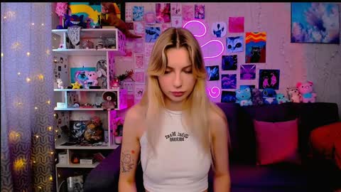 Snapshot of maria_hunt chatting on February 5, 2025, 3:45 am Maria online show from February 5, 2025, 3:45 am