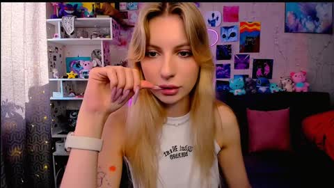 Snapshot of maria_hunt chatting on February 5, 2025, 6:46 am Maria online show from February 5, 2025, 6:46 am