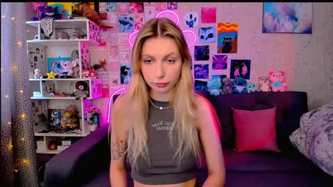 Snapshot of maria_hunt chatting on February 7, 2025, 4:06 am Maria online show from February 7, 2025, 4:06 am