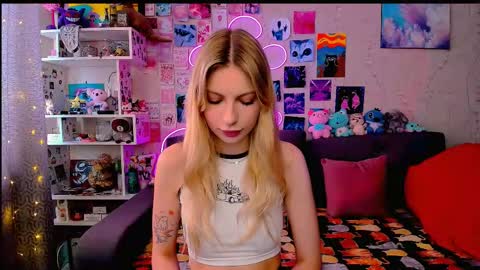 Snapshot of maria_hunt chatting on February 18, 2025, 4:37 am Maria online show from February 18, 2025, 4:37 am