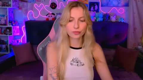 Snapshot of maria_hunt chatting on October 17, 2025, 3:42 am Maria online show from October 17, 2025, 3:42 am