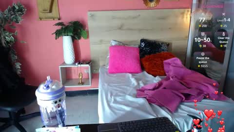 maria_turner1 online show from May 27, 2026, 8:55 am