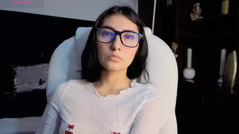 Snapshot of mariagh_ chatting on November 13, 2025, 7:13 pm Maria online show from November 13, 2025, 7:13 pm