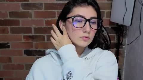 Maria online show from May 14, 2026, 11:33 pm