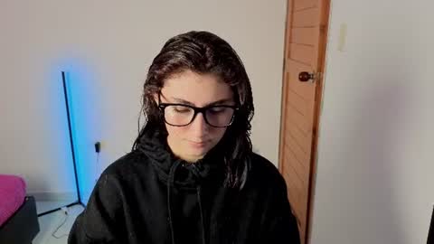 Maria online show from August 6, 2026, 10:33 pm