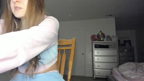 Snapshot of mariahpinkkitty chatting on March 4, 2025, 2:38 am Pinkkitty online show from March 4, 2025, 2:38 am