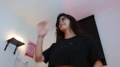 Snapshot of mariamcalad chatting on January 26, 2025, 2:45 am Mariam Calad online show from January 26, 2025, 2:45 am