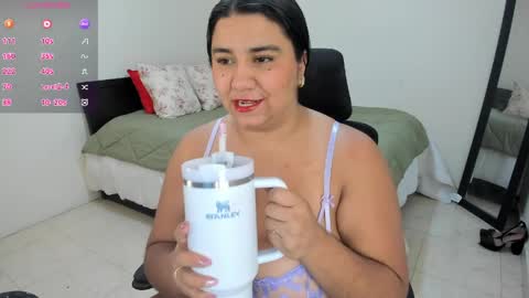 Snapshot of mariamcastillo chatting on April 13, 2026, 5:51 pm Mariam Castiblanco online show from April 13, 2026, 5:51 pm
