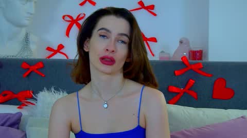 MariaMenson online show from March 5, 2025, 4:56 am