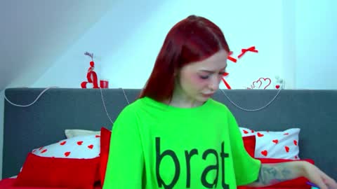 Snapshot of mariamenson chatting on May 5, 2026, 6:21 am MariaMenson online show from May 5, 2026, 6:21 am