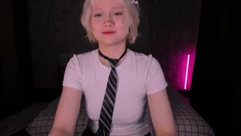 Snapshot of mariamilkis chatting on September 29, 2025, 10:47 pm Maria online show from September 29, 2025, 10:47 pm