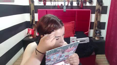 Snapshot of marian_ran_ chatting on October 18, 2025, 2:47 am Marian online show from October 18, 2025, 2:47 am