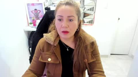 Snapshot of mariana01_m chatting on June 29, 2026, 11:54 am mariana01_m online show from June 29, 2026, 11:54 am