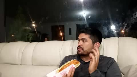 Mariana online show from February 27, 2026, 3:39 am