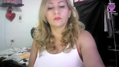 Snapshot of mariana995649 chatting on October 22, 2025, 7:57 pm mariana995649 online show from October 22, 2025, 7:57 pm
