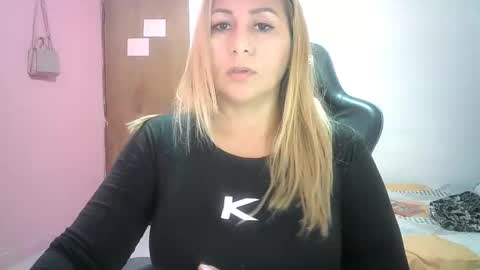 Snapshot of mariana995649 chatting on February 27, 2026, 2:06 pm mariana995649 online show from February 27, 2026, 2:06 pm