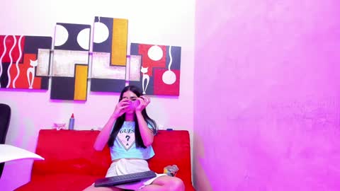 Snapshot of mariana_16_ chatting on February 26, 2025, 12:27 am mariana_16_ online show from February 26, 2025, 12:27 am