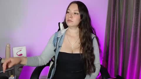 mariana__666 online show from October 4, 2025, 1:36 am