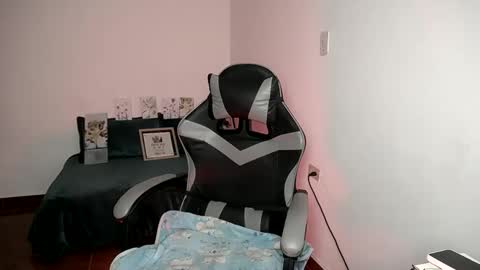 mariana__666 online show from November 16, 2025, 3:12 am