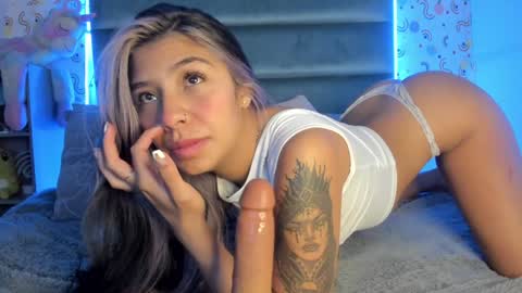 mariana_babe_ online show from December 2, 2024, 11:56 am