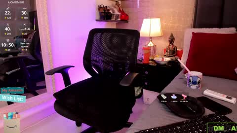Snapshot of mariana_c chatting on April 14, 2026, 2:34 pm Mar y online show from April 14, 2026, 2:34 pm