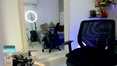 Snapshot of mariana_c chatting on April 28, 2026, 2:55 pm Mar y online show from April 28, 2026, 2:55 pm