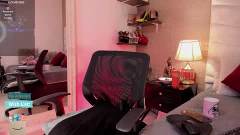 Snapshot of mariana_c chatting on May 12, 2026, 2:58 pm Mar y online show from May 12, 2026, 2:58 pm