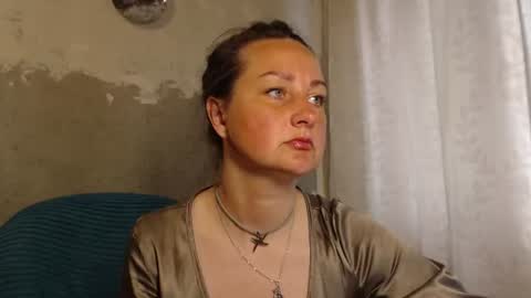 Snapshot of mariana_mur chatting on June 12, 2026, 1:43 pm MarianaMur online show from June 12, 2026, 1:43 pm