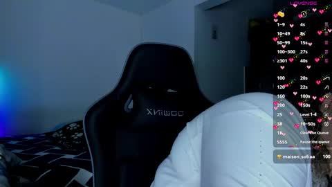   Independent Model online show from February 10, 2025, 6:53 am