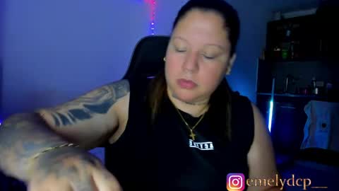Snapshot of mariana_spellman chatting on April 17, 2026, 7:44 am Emely online show from April 17, 2026, 7:44 am