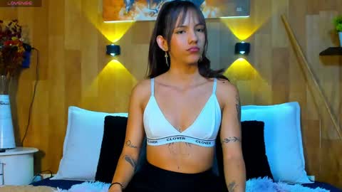Snapshot of marianaa90 chatting on May 6, 2026, 4:01 pm Mariana Angel online show from May 6, 2026, 4:01 pm
