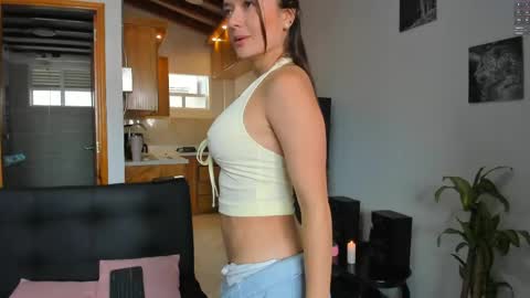 Snapshot of marianagomez__ chatting on May 1, 2026, 1:26 pm Mariana online show from May 1, 2026, 1:26 pm