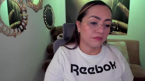 Mariana Lopez online show from May 9, 2026, 12:27 am