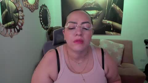 Mariana Lopez online show from May 12, 2026, 12:41 am