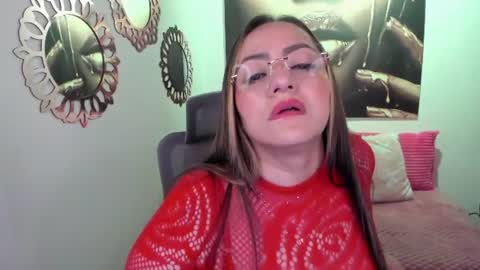 Mariana Lopez online show from June 14, 2026, 2:24 am