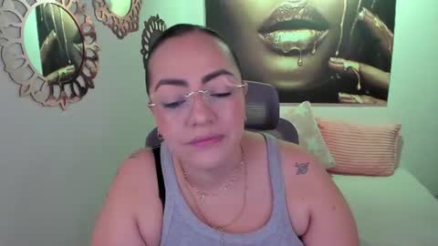 Mariana Lopez online show from June 30, 2026, 12:00 am