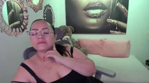 Mariana Lopez online show from June 30, 2026, 12:06 pm