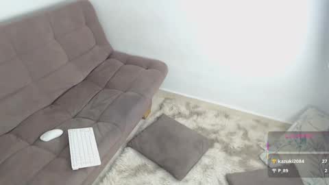 Mariana  online show from March 9, 2025, 8:18 am