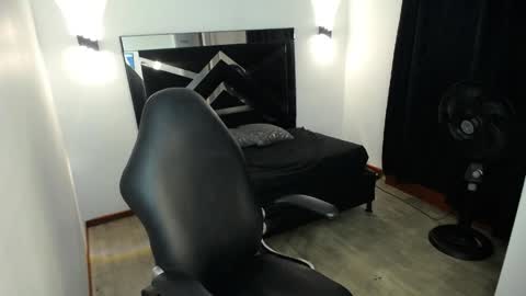 Snapshot of marianarojas_ chatting on June 5, 2026, 5:58 am Mariana online show from June 5, 2026, 5:58 am