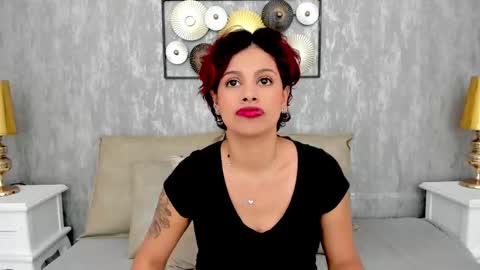 Mariana online show from March 6, 2025, 1:57 pm