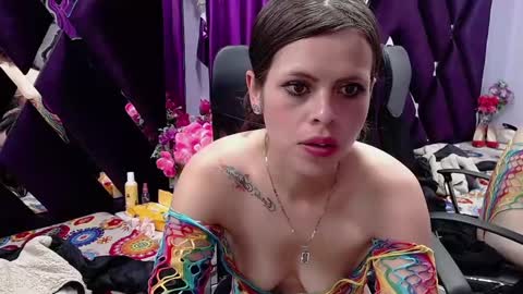 Snapshot of marianathompson_ chatting on December 12, 2024, 10:13 am MarianaThomsop online show from December 12, 2024, 10:13 am