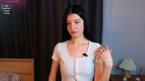 Amelia online show from June 4, 2026, 1:33 am